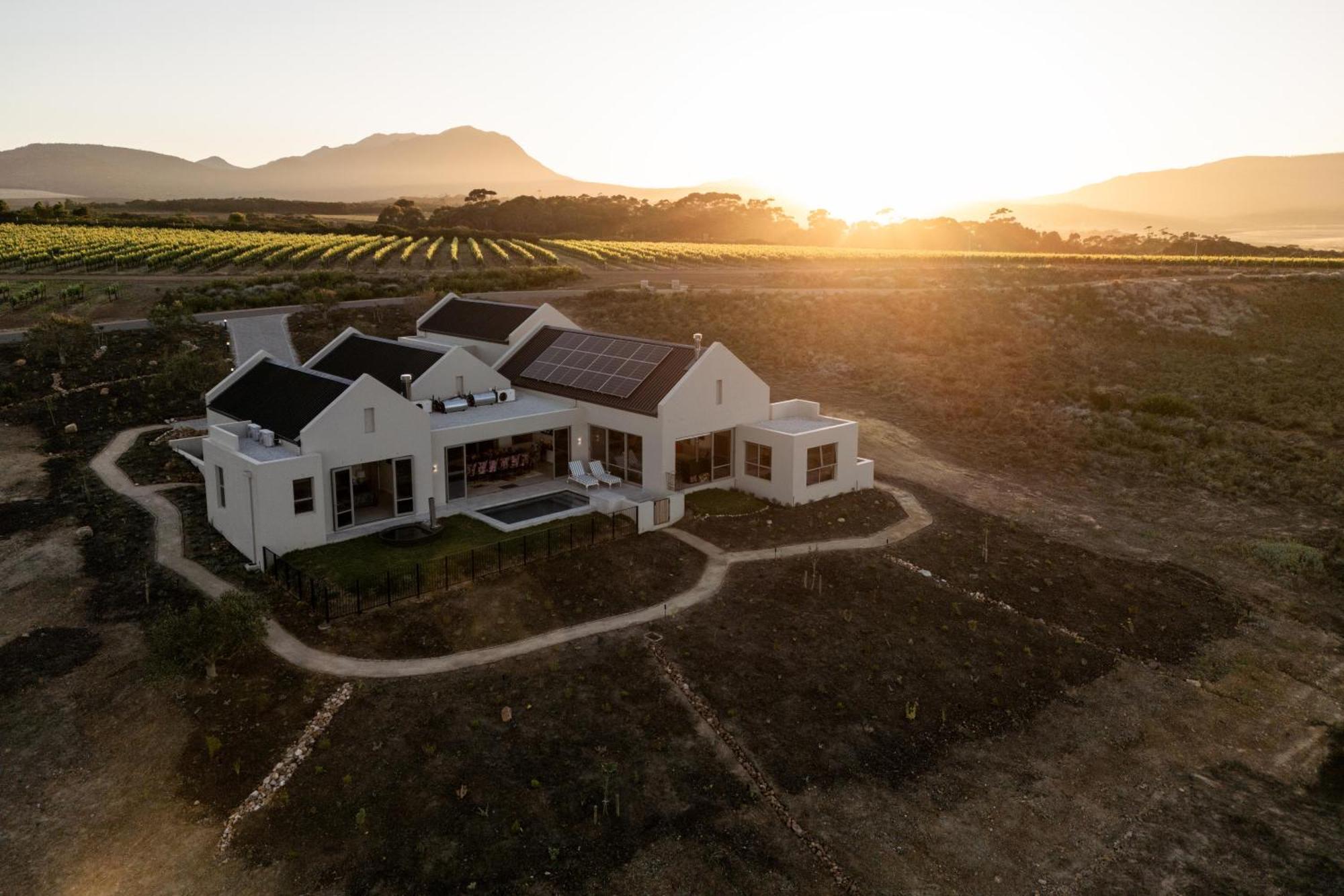 Oceanique Villa Hermanus Exterior photo